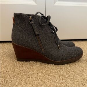 Dr. Scholl's Gray Lace Up Wedge Booties